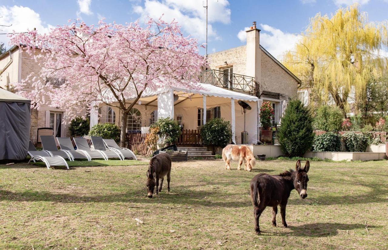Bed and Breakfast L'Ame Des Hospitaliers Courteuil Экстерьер фото