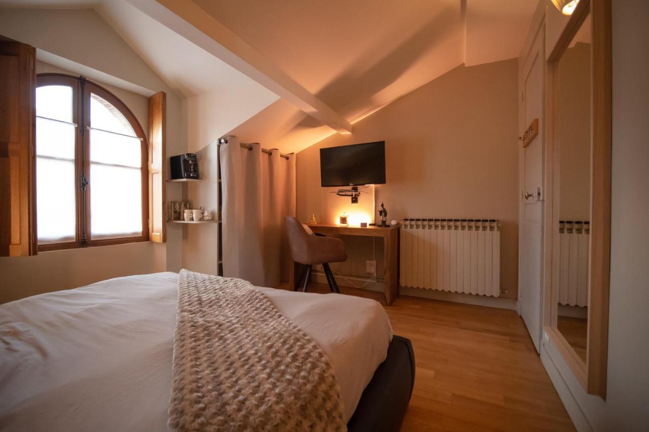 Bed and Breakfast L'Ame Des Hospitaliers Courteuil Экстерьер фото